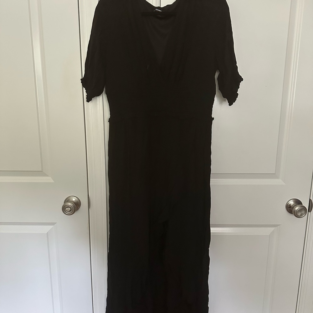 Elegant Black Midi Dress